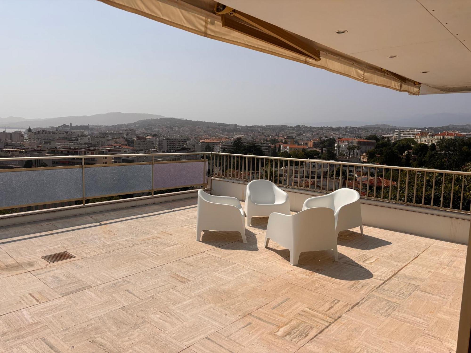 Terrasse, La Mer, Le Reve Incomparable A Apartment
